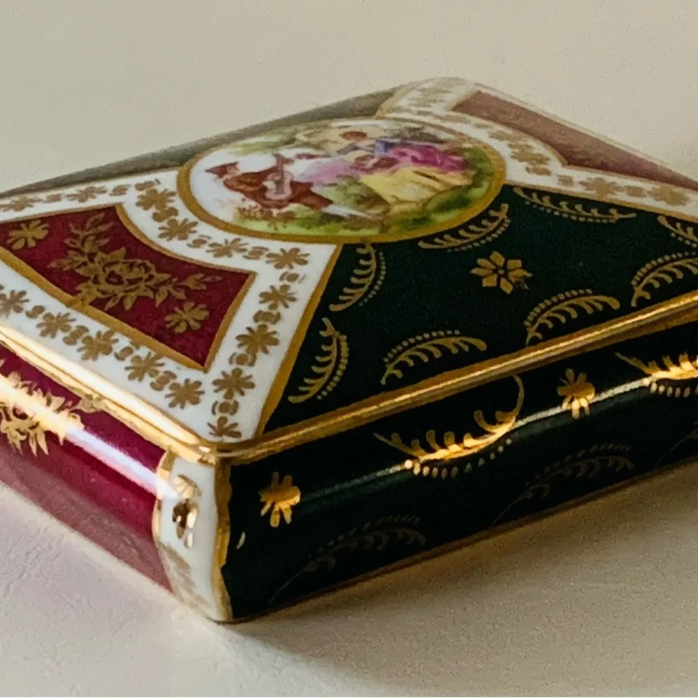 Porcelain trinket box from West Germany